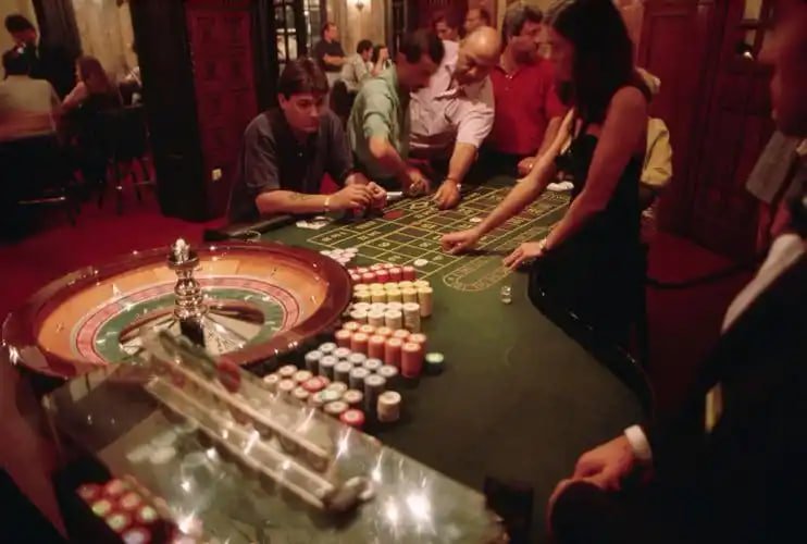 Dealer langsung pada studio Andar Bahar jalak4d dengan tampilan kartu HD